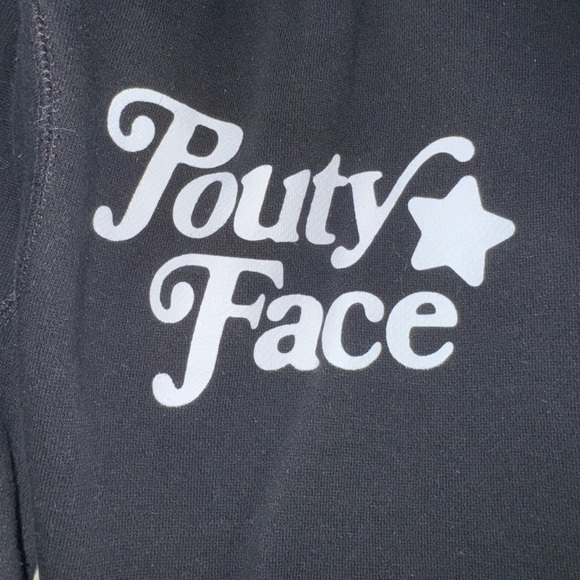 Addison Rae Size Adult S Pouty Face sweatpants in Excellent Used Conditions! - Picture 3 of 4